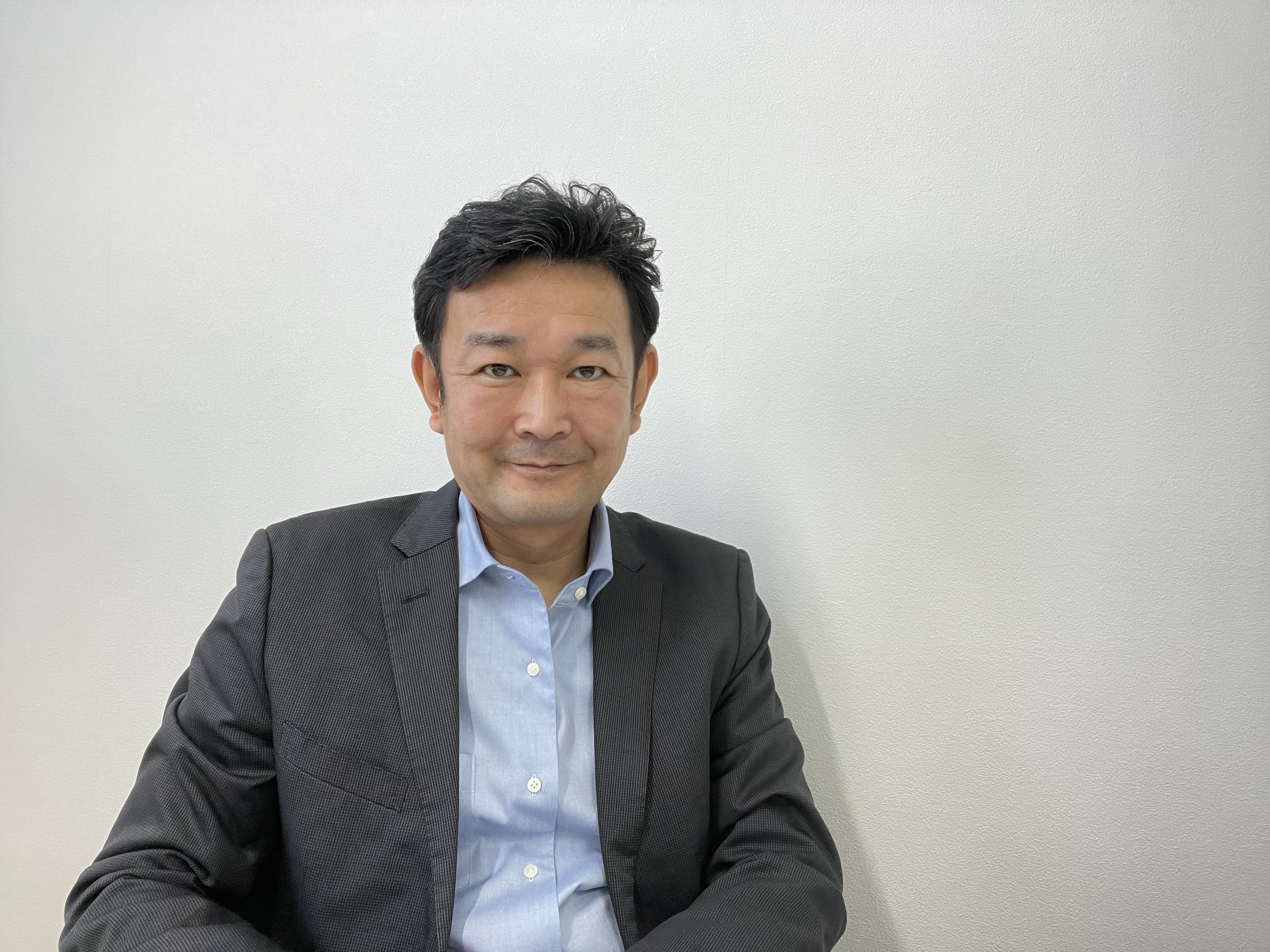 代表取締役社長　鈴木次郎